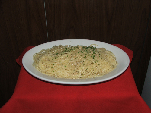 Spaghettini Aio and Olio. Pasta in olive oil, garlic sauce and parsley.